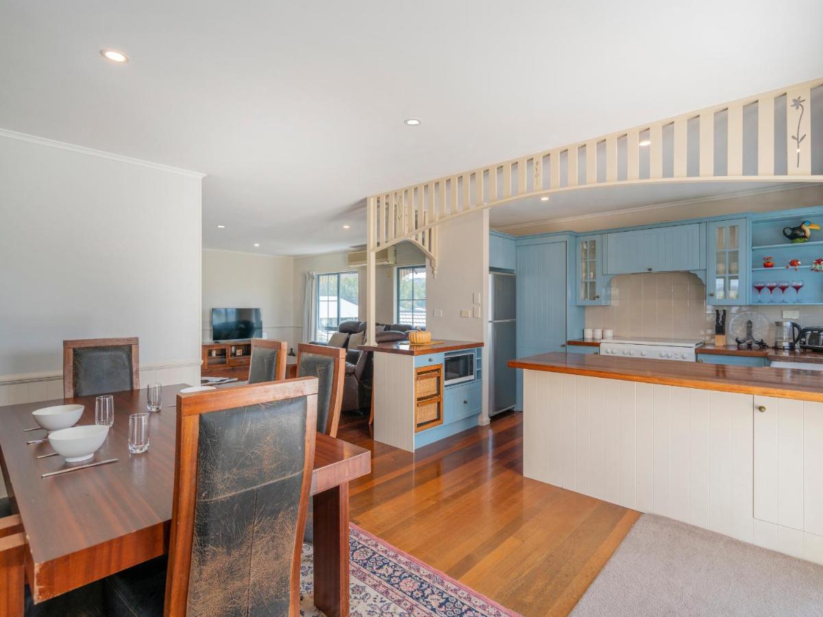 Pipi Dune Villa - Whitianga Holiday Home מראה חיצוני תמונה